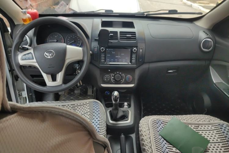 Used HYOSOW H2 2016 H2E 1.5L Elite Model BJ415B Center Console