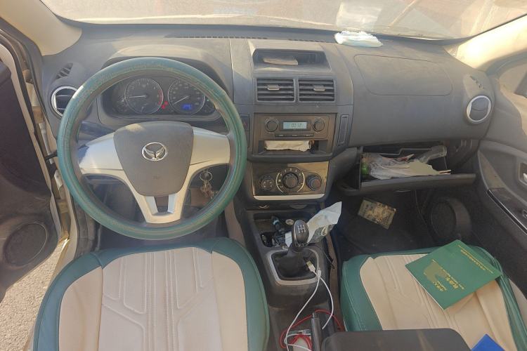 Used HYOSOW H2 2016 H2E 1.5L Classic Model BJ415A Center Console