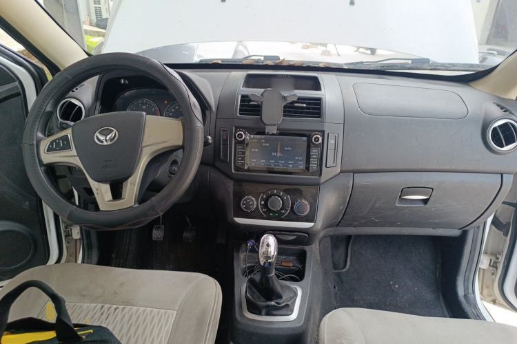 Used HYOSOW H2 2016 H2E 1.5L Elite Model BJ415B Center Console