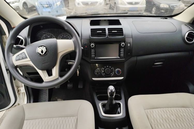 Used HYOSOW H2 2016 H2E 1.5L Elite Model BJ415B Center Console