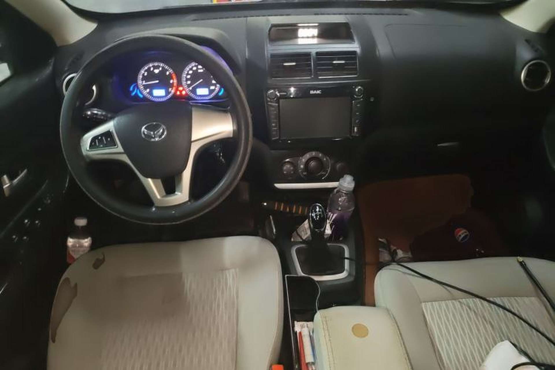 Used HYOSOW H2 2016 H2E 1.5L Elite Model BJ415B Center Console