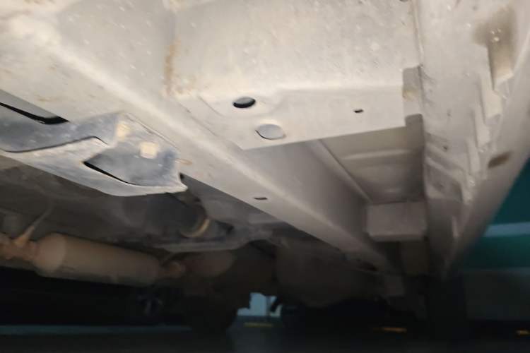 Used HYOSOW H2 2016 H2E 1.5L Fashion Model BJ415B Chassis Front Left