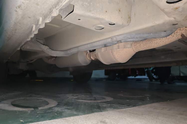 Used HYOSOW H2 2016 H2E 1.5L Fashion Model BJ415B Chassis Front Right