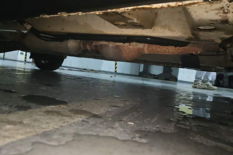 Used HYOSOW H2 2016 H2E 1.5L Elite Model BJ415B Chassis Front Right