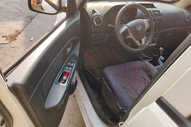 Used HYOSOW H2 2016 H2E 1.5L Classic Model BJ415A Driver Seat