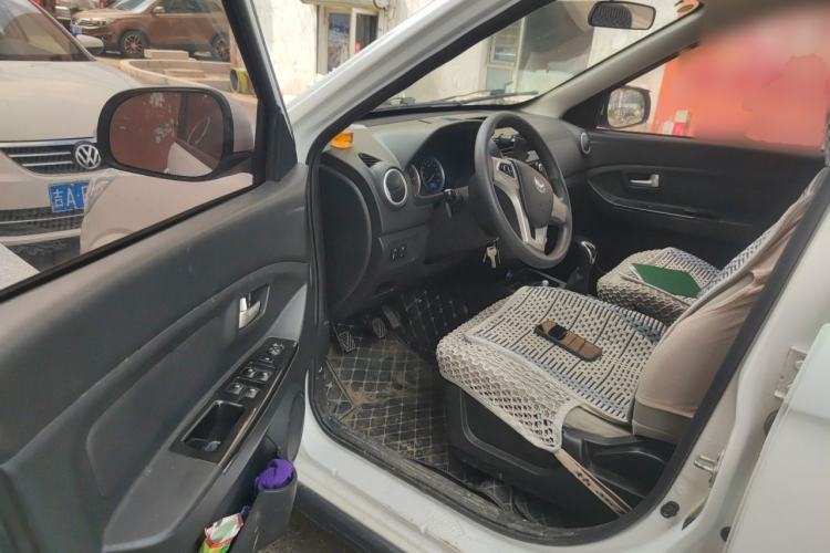Used HYOSOW H2 2016 H2E 1.5L Elite Model BJ415B Driver Seat