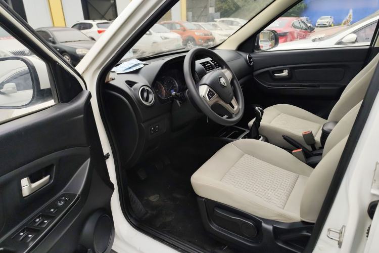 Used HYOSOW H2 2016 H2E 1.5L Elite Model BJ415B Driver Seat