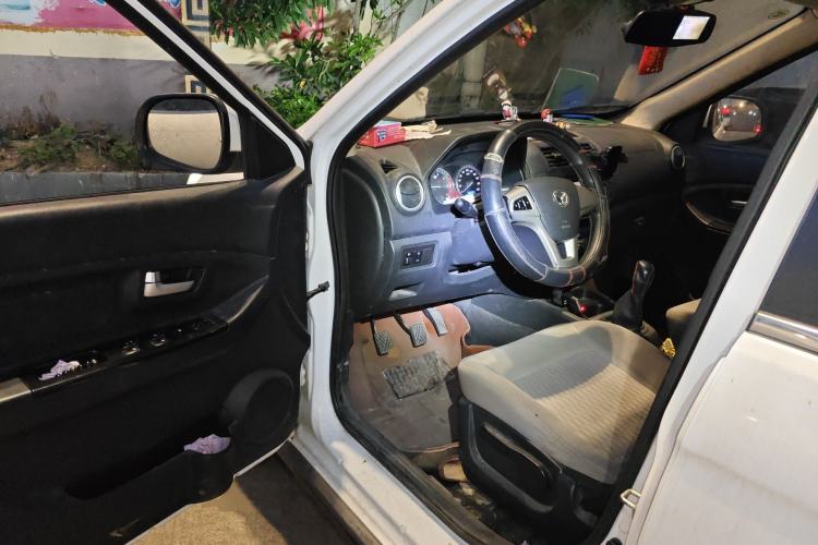 Used HYOSOW H2 2016 H2E 1.5L Elite Model BJ415B Driver Seat