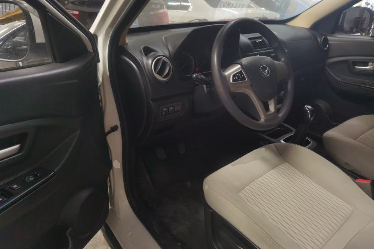 Used HYOSOW H2 2016 H2E 1.5L Elite Model BJ415B Driver Seat