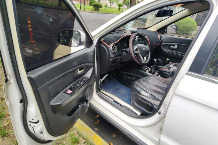 Used HYOSOW H2 2016 H2E 1.5L Elite Model BJ415B Driver Seat
