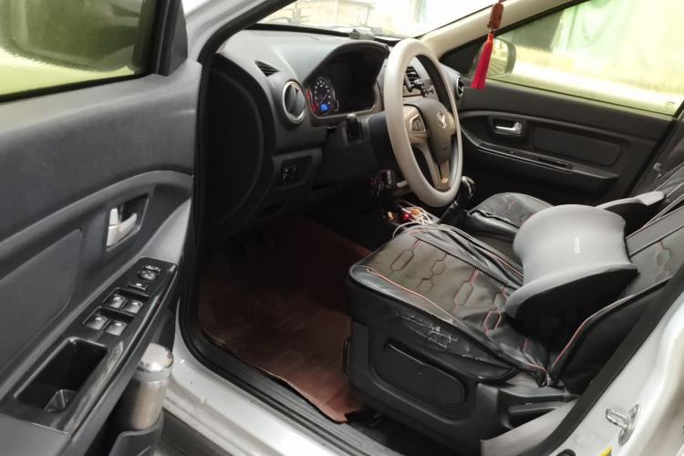 Used HYOSOW H2 2016 H2E 1.5L Elite Model BJ415B Driver Seat