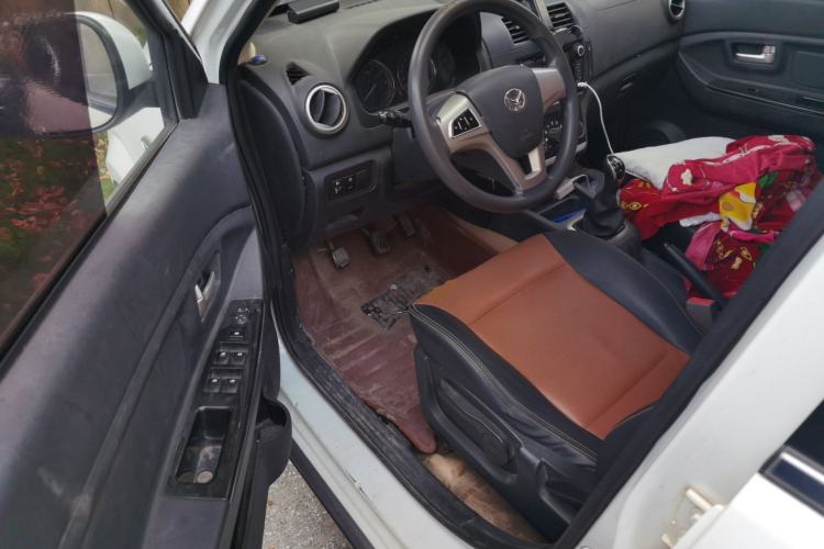 Used HYOSOW H2 2016 H2E 1.5L Elite Model BJ415B Driver Seat