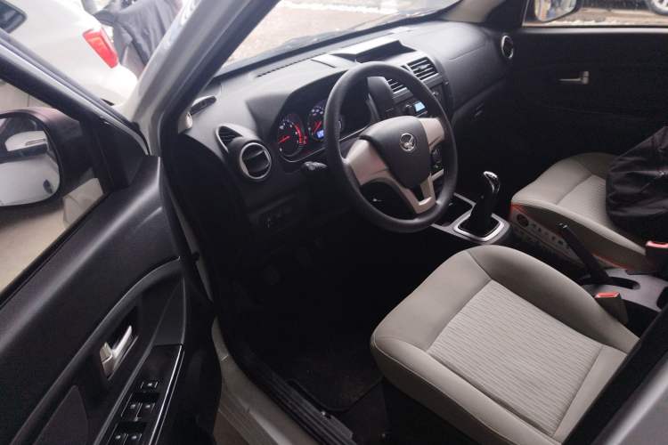 Used HYOSOW H2 2016 H2E 1.5L Classic Model BJ415A Driver Seat