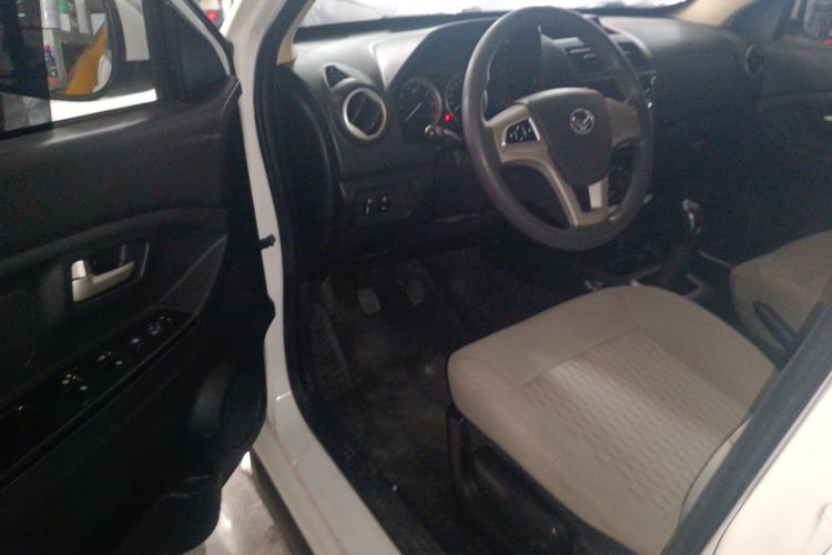 Used HYOSOW H2 2016 H2E 1.5L Elite Model BJ415B Driver Seat