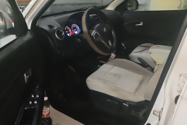 Used HYOSOW H2 2016 H2E 1.5L Elite Model BJ415B Driver Seat
