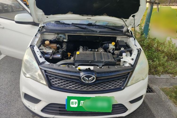 Used HYOSOW H2 2016 H2E 1.5L Fashion Model BJ415B Engine Bay