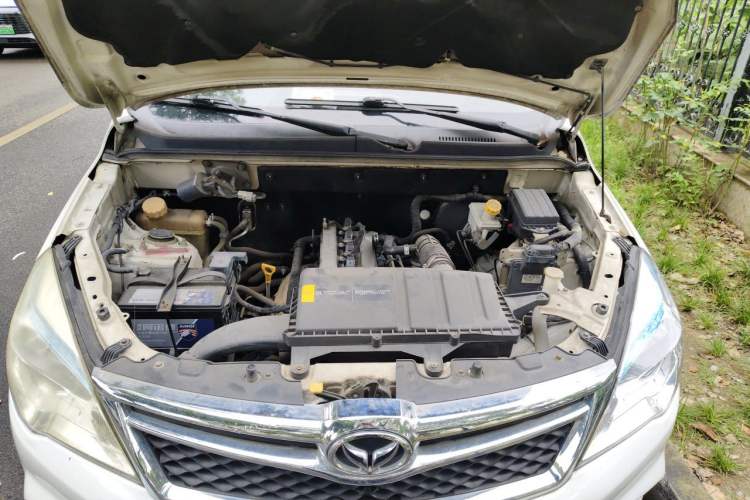 Used HYOSOW H2 2016 H2E 1.5L Elite Model BJ415B Engine Bay