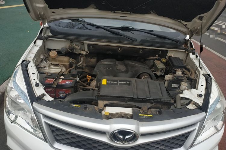 Used HYOSOW H2 2016 H2E 1.5L Elite Model BJ415B Engine Bay
