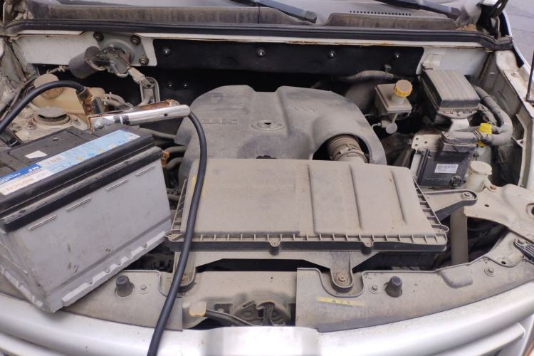Used HYOSOW H2 2016 H2E 1.5L Elite Model BJ415B Engine Bay