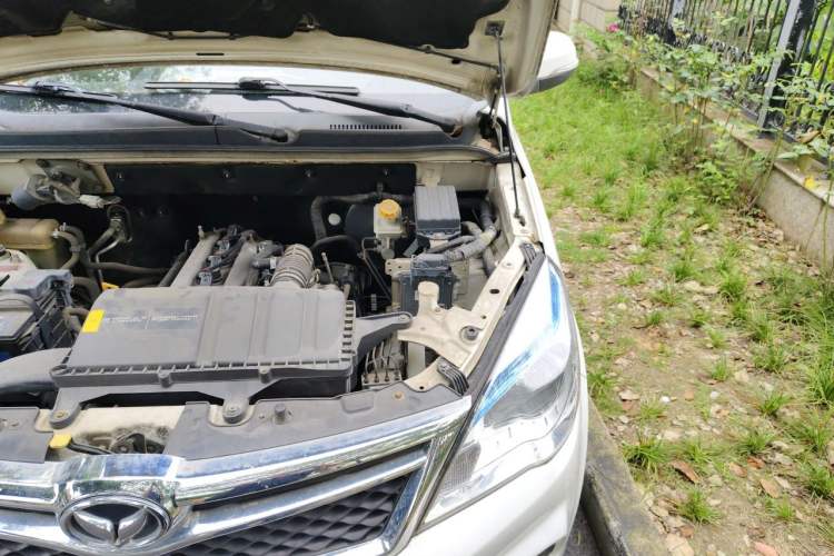 Used HYOSOW H2 2016 H2E 1.5L Elite Model BJ415B Engine Bay Left