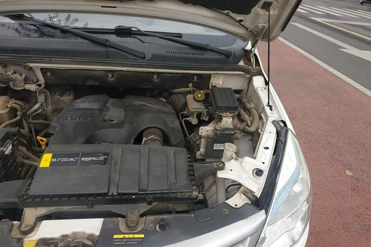 Used HYOSOW H2 2016 H2E 1.5L Elite Model BJ415B Engine Bay Left