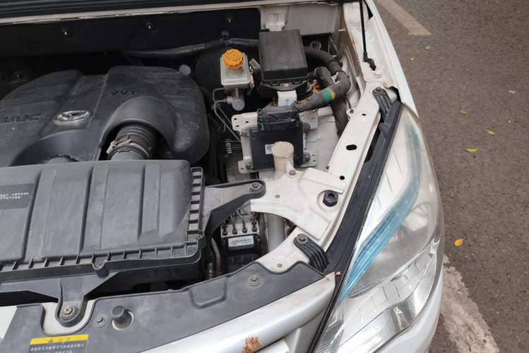Used HYOSOW H2 2016 H2E 1.5L Elite Model BJ415B Engine Bay Left