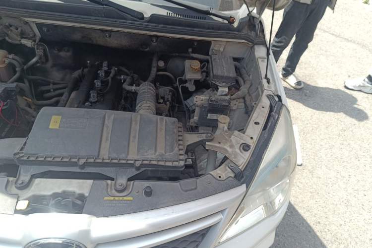 Used HYOSOW H2 2016 H2E 1.5L Elite Model BJ415B Engine Bay Left