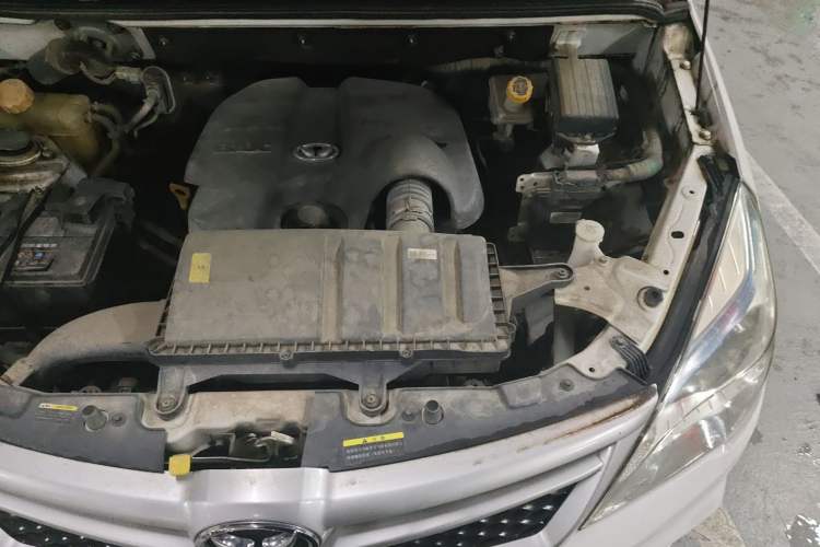 Used HYOSOW H2 2016 H2E 1.5L Elite Model BJ415B Engine Bay Left