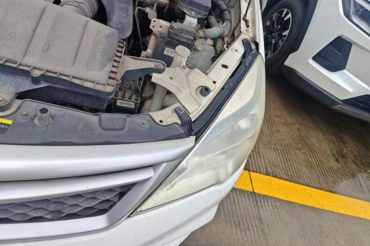 Used HYOSOW H2 2016 H2E 1.5L Classic Model BJ415A Engine Bay Left