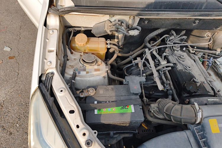 Used HYOSOW H2 2016 H2E 1.5L Classic Model BJ415A Engine Bay Right