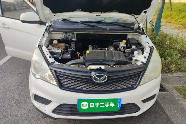 Used HYOSOW H2 2016 H2E 1.5L Fashion Model BJ415B Engine Bay Right
