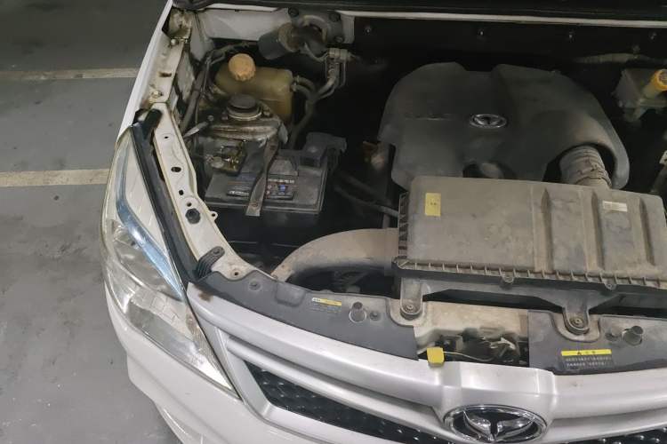 Used HYOSOW H2 2016 H2E 1.5L Elite Model BJ415B Engine Bay Right