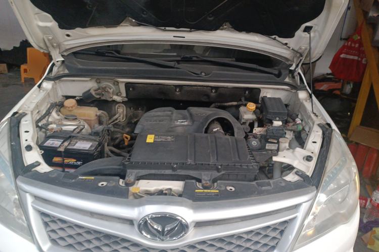 Used HYOSOW H2 2016 H2E 1.5L Elite Model BJ415B Engine Bay