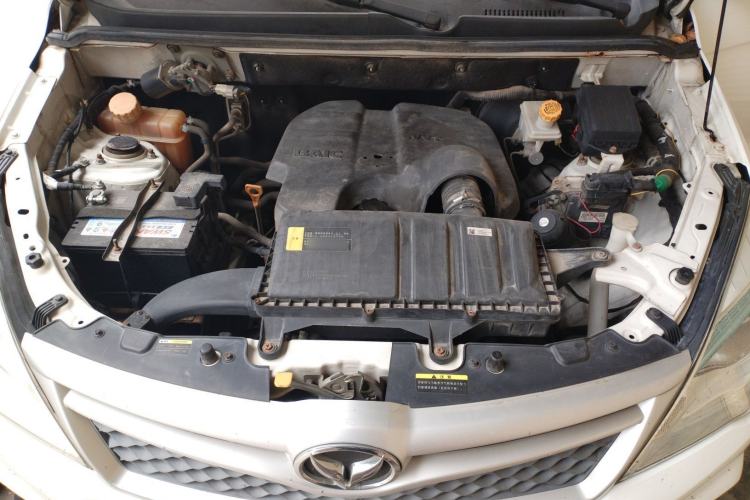 Used HYOSOW H2 2016 H2E 1.5L Elite Model BJ415B Engine Bay