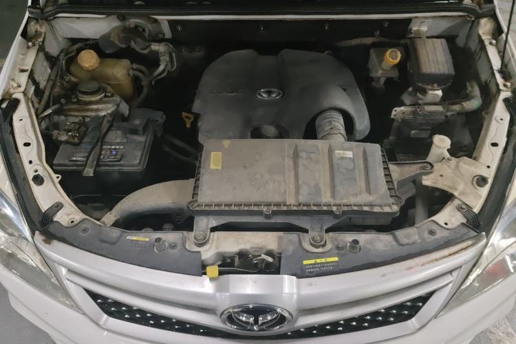 Used HYOSOW H2 2016 H2E 1.5L Elite Model BJ415B Engine Bay