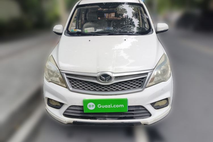 Used HYOSOW H2 2016 H2E 1.5L Elite Model BJ415B Front