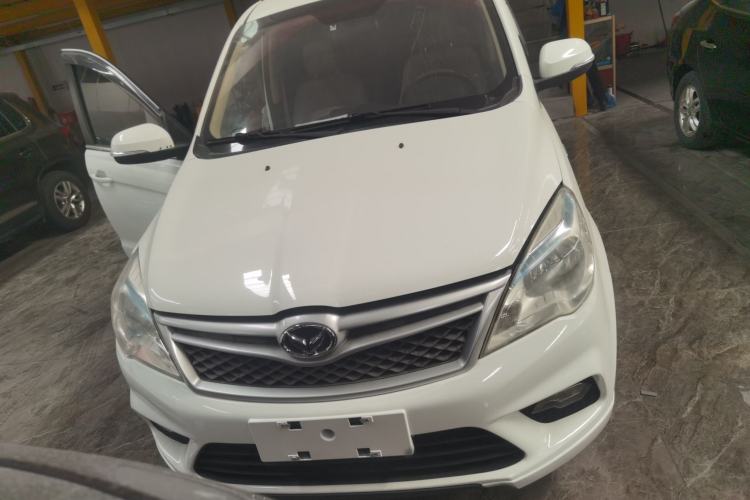Used HYOSOW H2 2016 H2E 1.5L Elite Model BJ415B Front