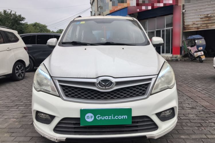 Used HYOSOW H2 2016 H2E 1.5L Elite Model BJ415B Front