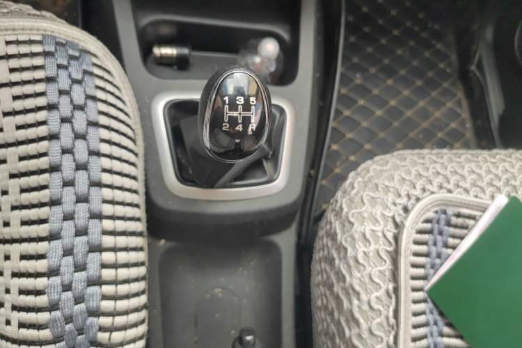 Used HYOSOW H2 2016 H2E 1.5L Elite Model BJ415B Gear Lever