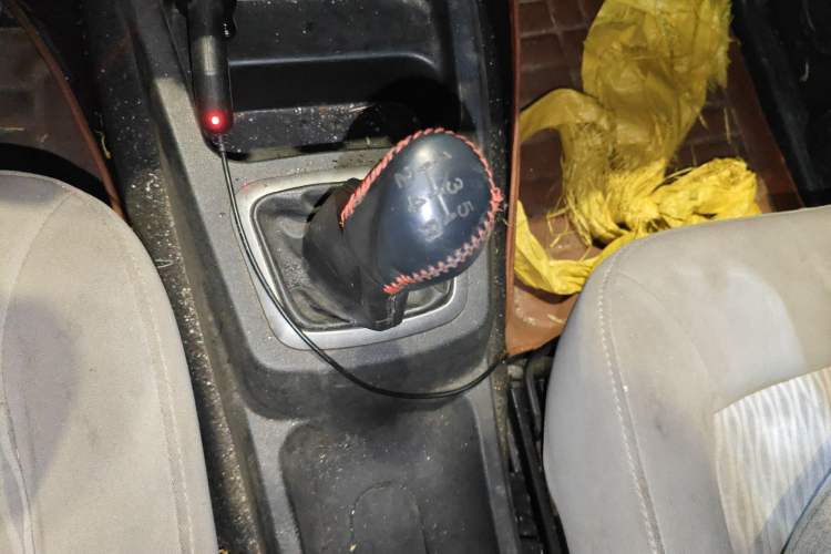 Used HYOSOW H2 2016 H2E 1.5L Elite Model BJ415B Gear Lever