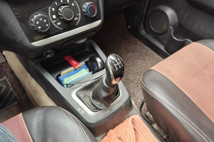Used HYOSOW H2 2016 H2E 1.5L Elite Model BJ415B Gear Lever