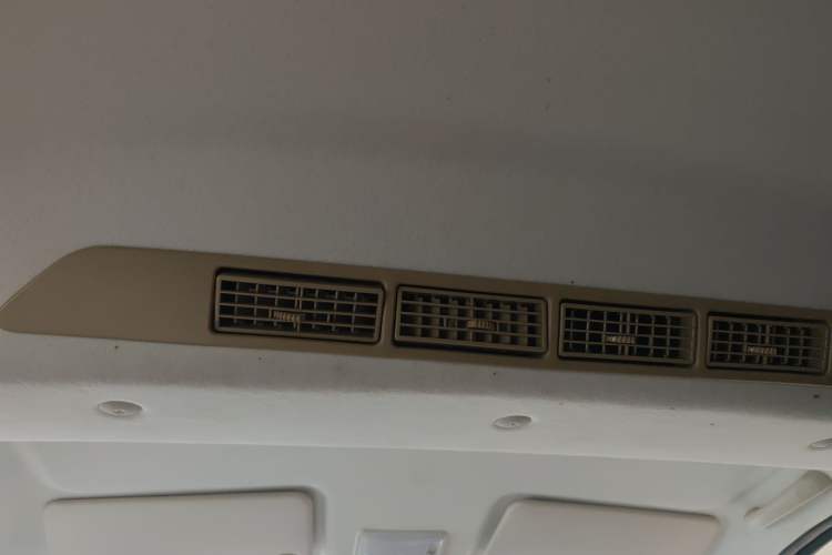 Used HYOSOW H2 2016 H2E 1.5L Elite Model BJ415B Headliner