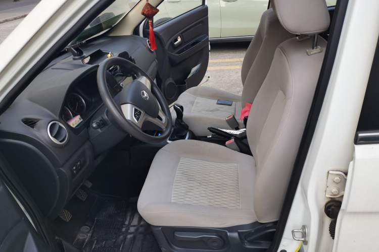 Used HYOSOW H2 2016 H2E 1.5L Elite Model BJ415B Left Front Seat