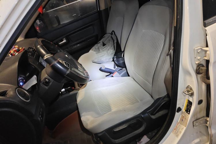 Used HYOSOW H2 2016 H2E 1.5L Elite Model BJ415B Left Front Seat