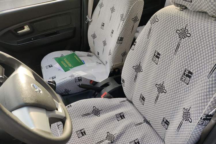 Used HYOSOW H2 2016 H2E 1.5L Fashion Model BJ415B Left Front Seat