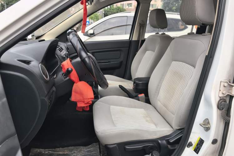 Used HYOSOW H2 2016 H2E 1.5L Elite Model BJ415B Left Front Seat