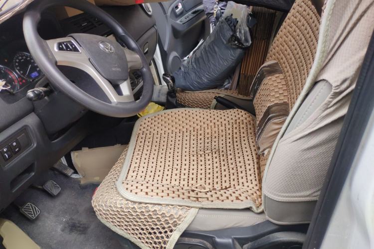 Used HYOSOW H2 2016 H2E 1.5L Elite Model BJ415B Left Front Seat