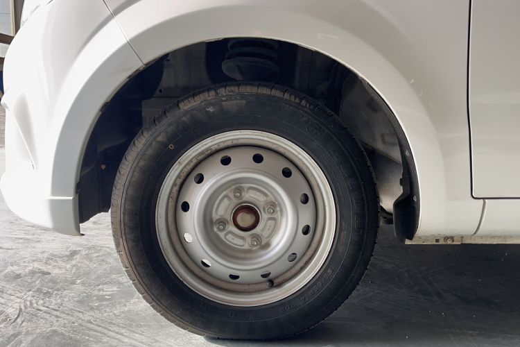 Used HYOSOW H2 2016 H2E 1.5L Classic Model BJ415A Left Front Wheel Hub