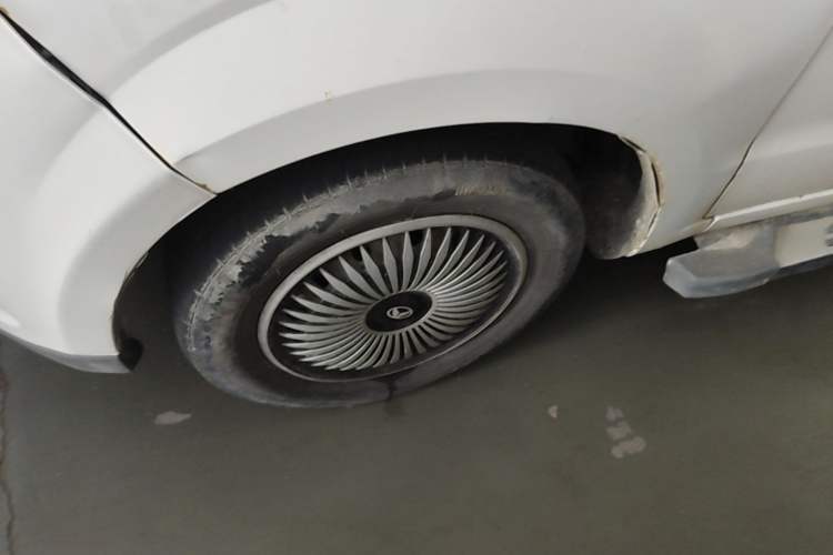 Used HYOSOW H2 2016 H2E 1.5L Classic Model BJ415A Left Front Wheel Hub