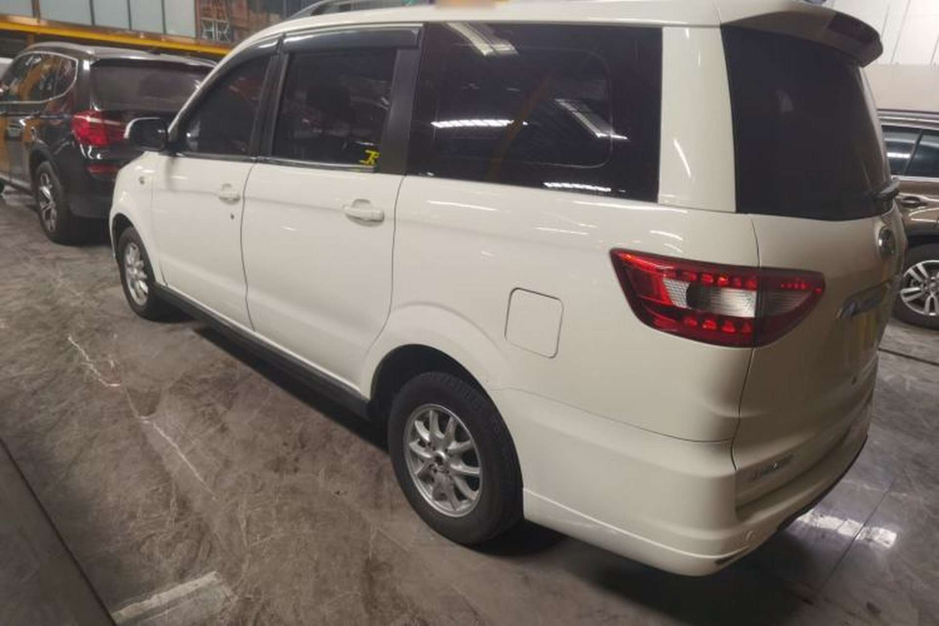 Used HYOSOW H2 2016 H2E 1.5L Elite Model BJ415B Left Side